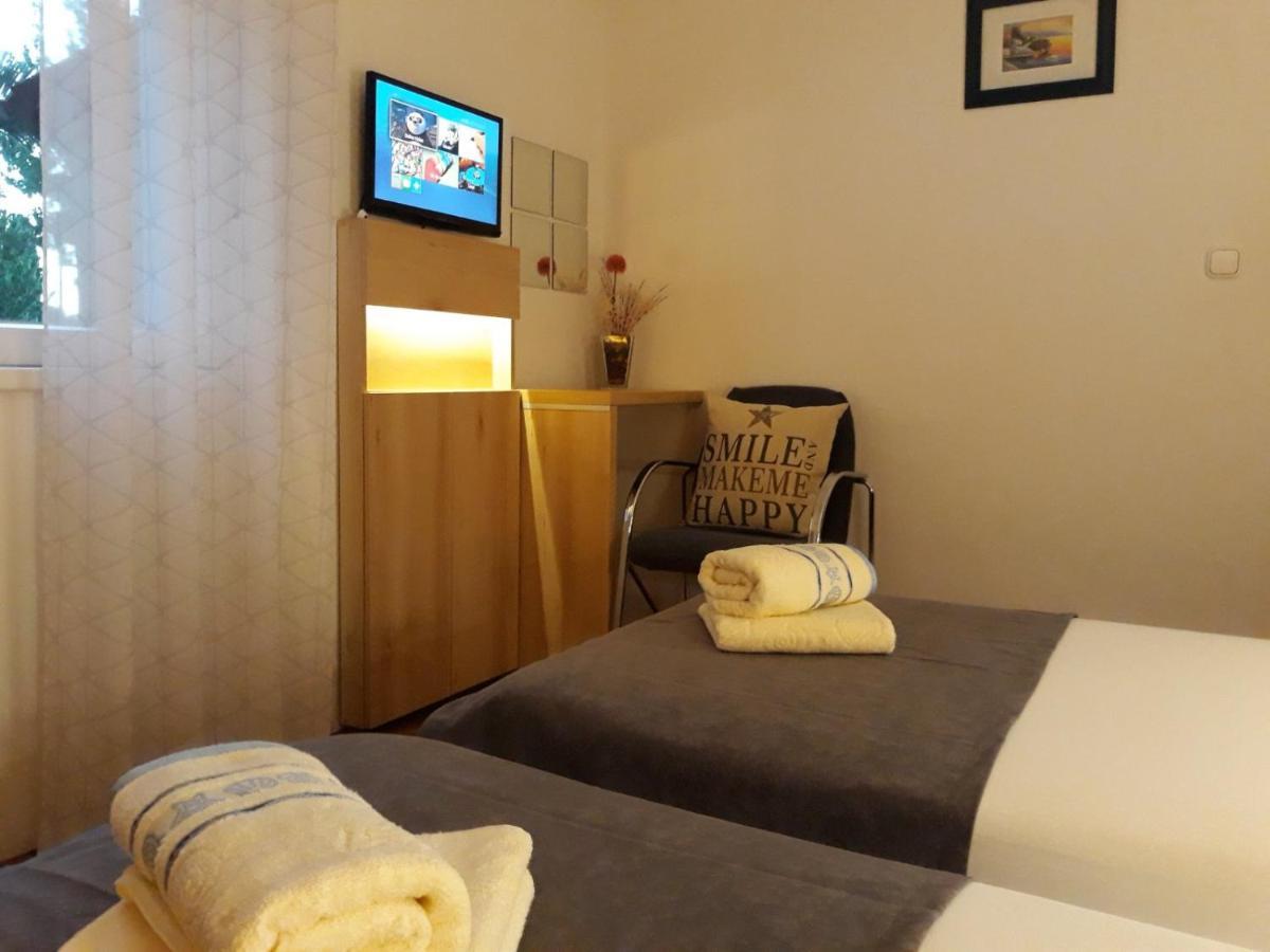 Apartment Nevia Fazana Luaran gambar