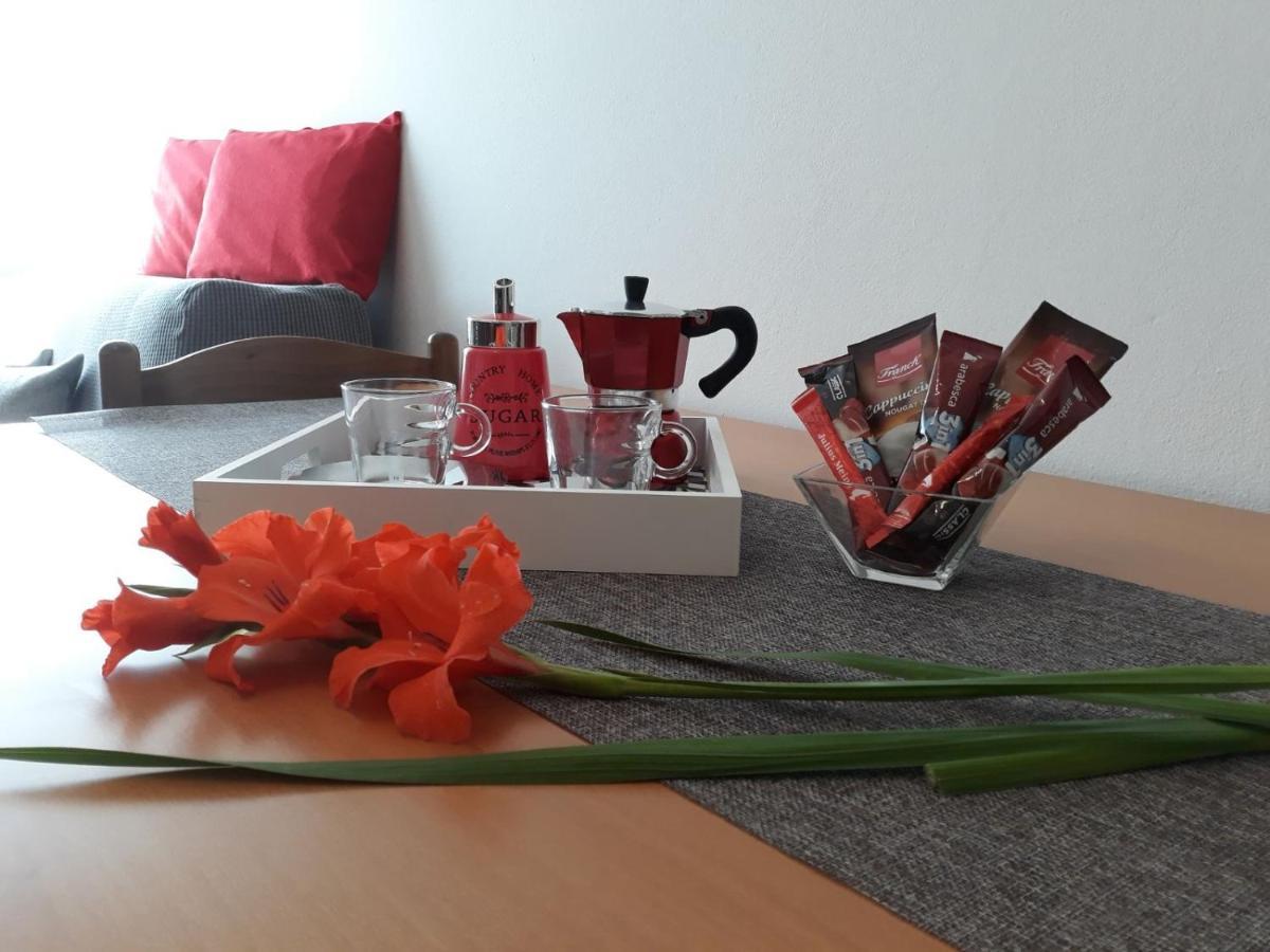 Apartment Nevia Fazana Luaran gambar