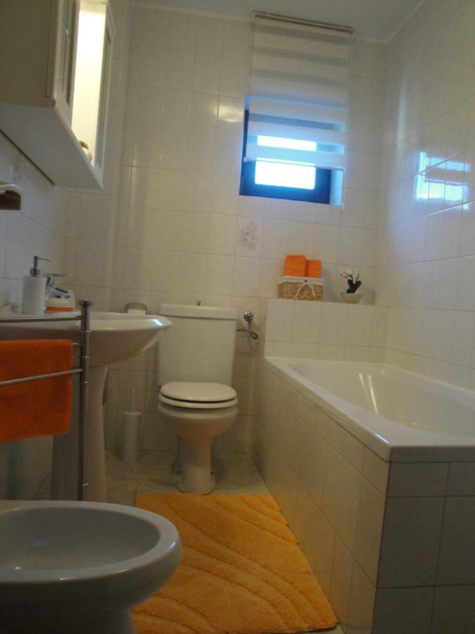 Apartment Nevia Fazana Luaran gambar